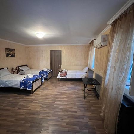 Cozy Apartment In The Centre Of Kʼutʼaisi Exterior foto