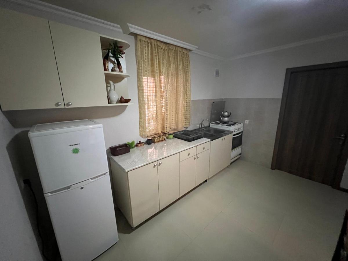 Cozy Apartment In The Centre Of Kʼutʼaisi Exterior foto